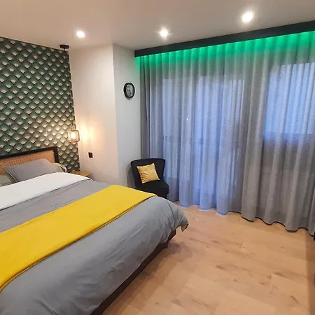 L'elegance Place De Jaude Et Garage Апартаменты *